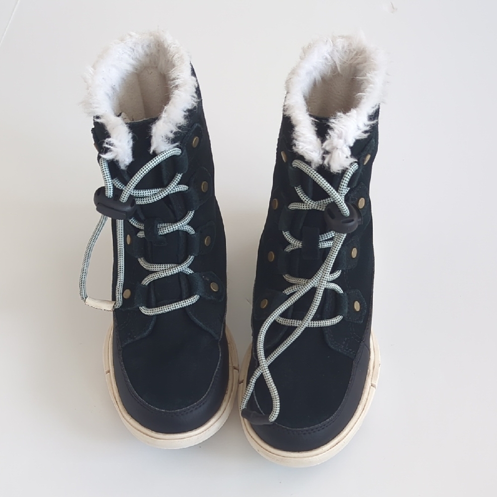 Sorel Boots Size 1